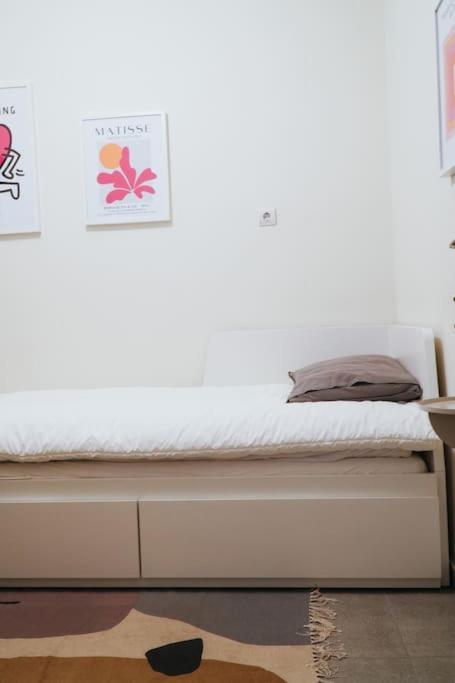 Charming Apartment In Keramikos Atene Esterno foto